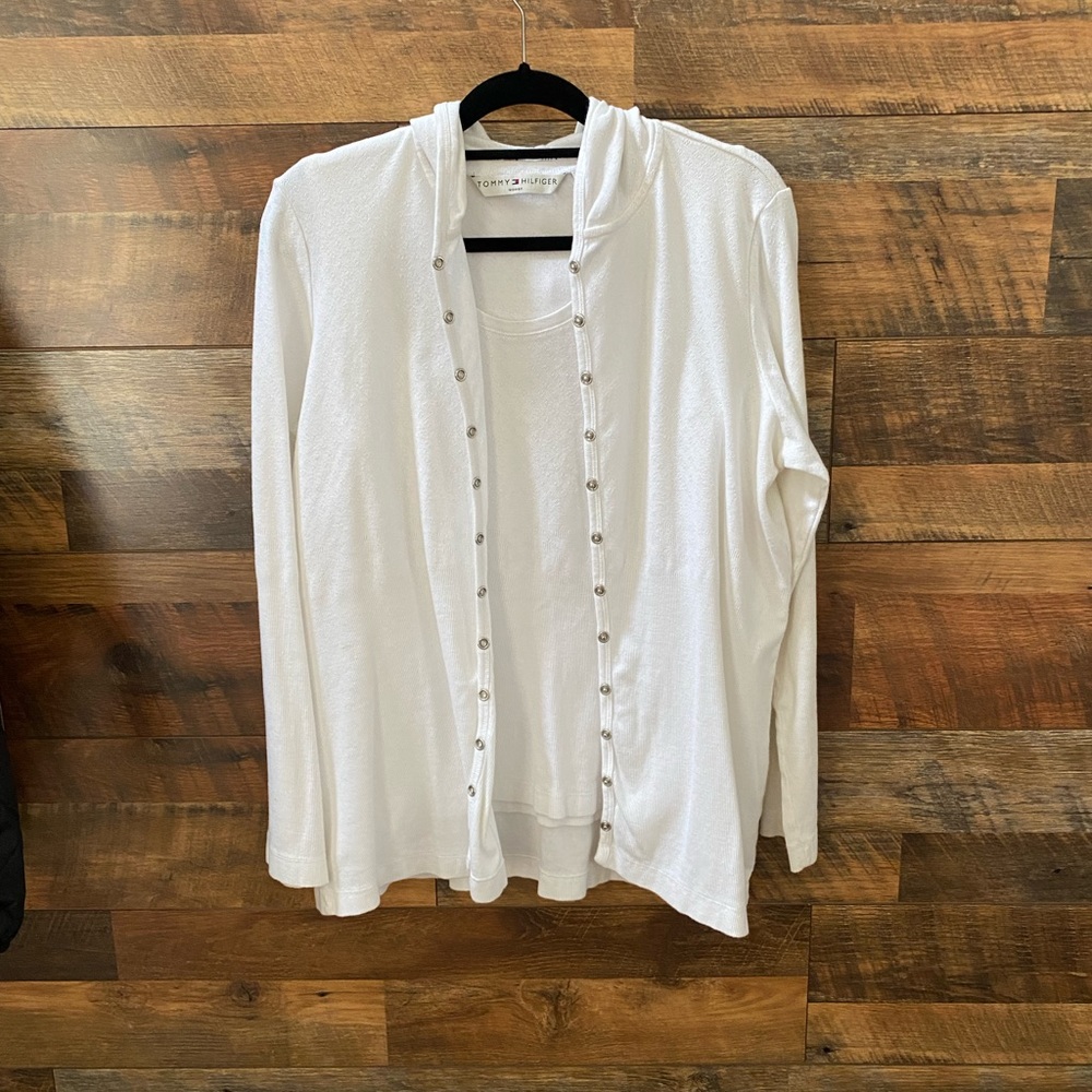 Tommy Hilfiger 2 pc white set in 1X